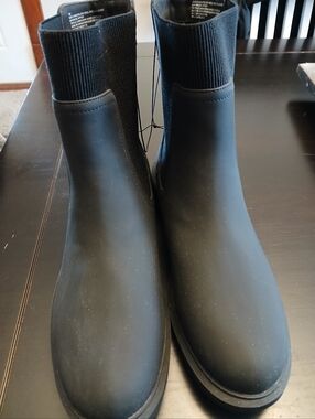 Maurices Raven Black Chelsea Boots